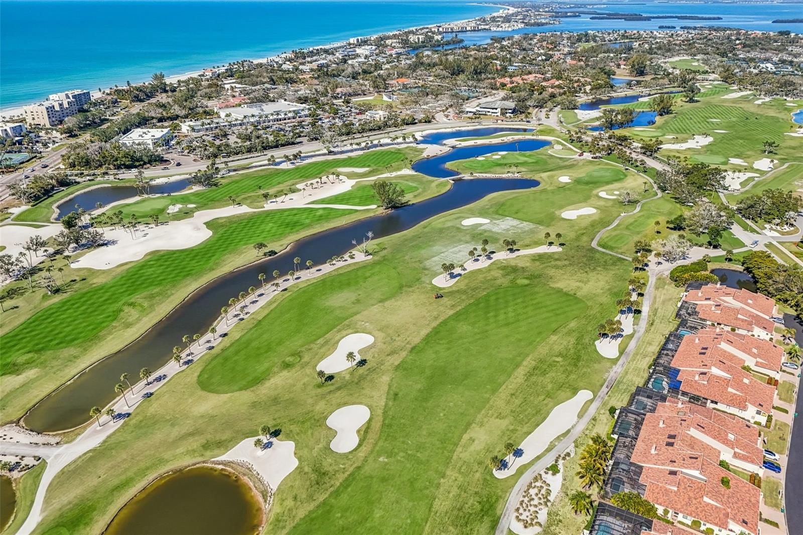 2410 HARBOURSIDE DR #111