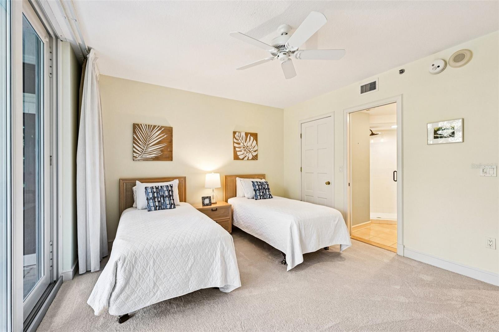 2410 HARBOURSIDE DR #111