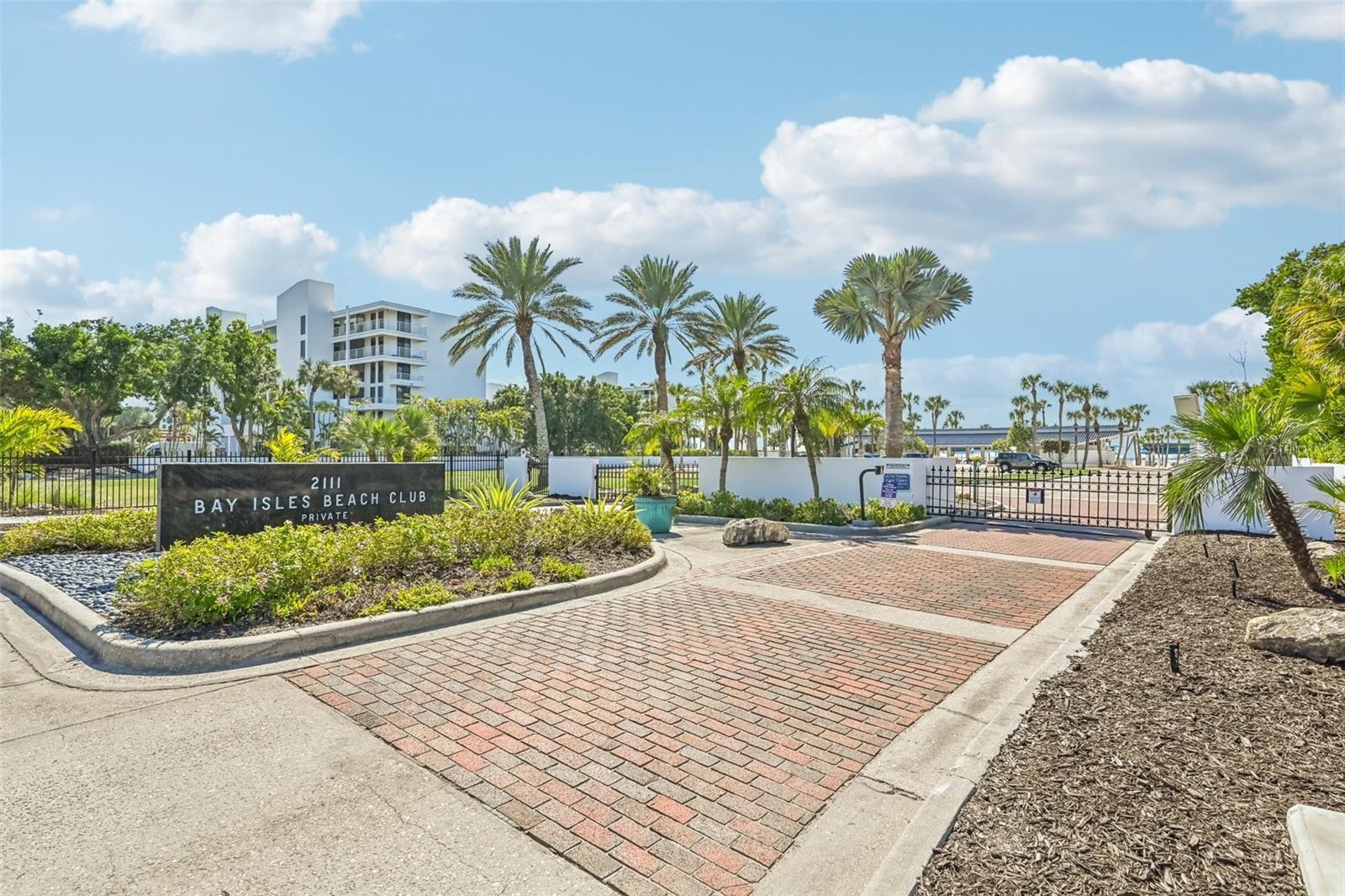 2410 HARBOURSIDE DR #111