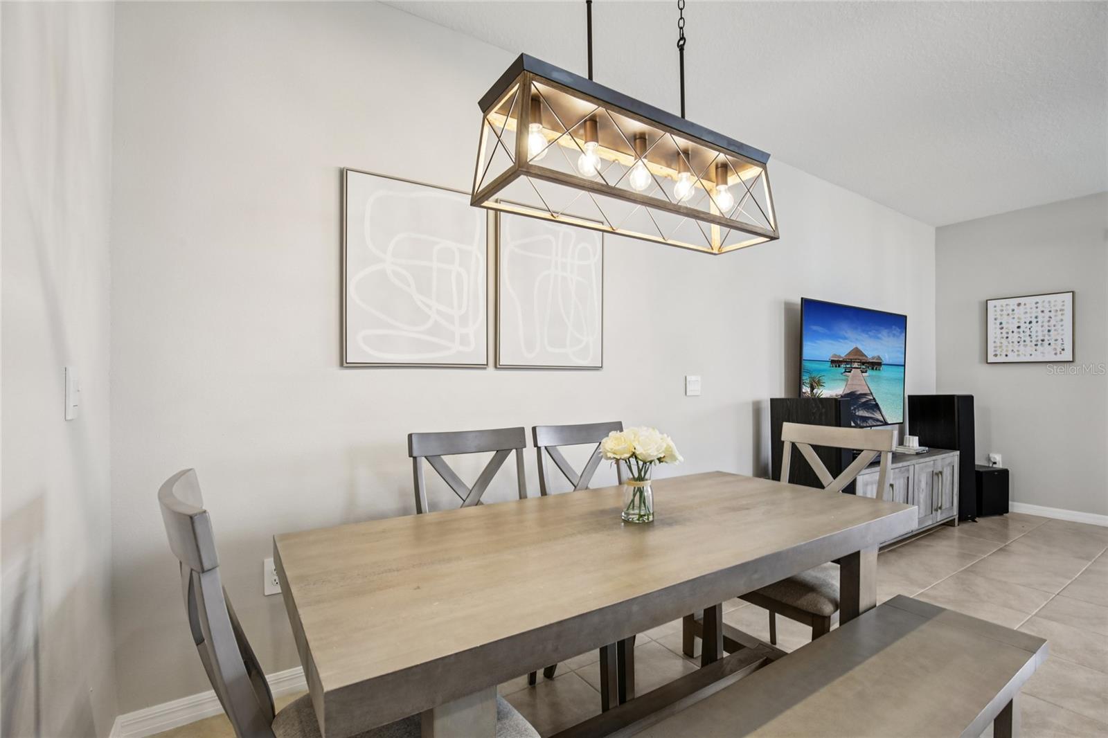 2813 MIDNIGHT PEARL DR