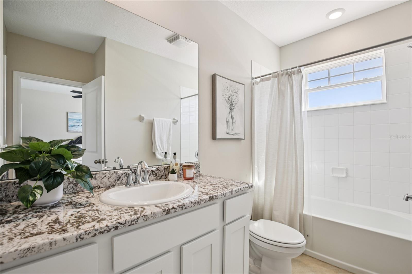 2813 MIDNIGHT PEARL DR