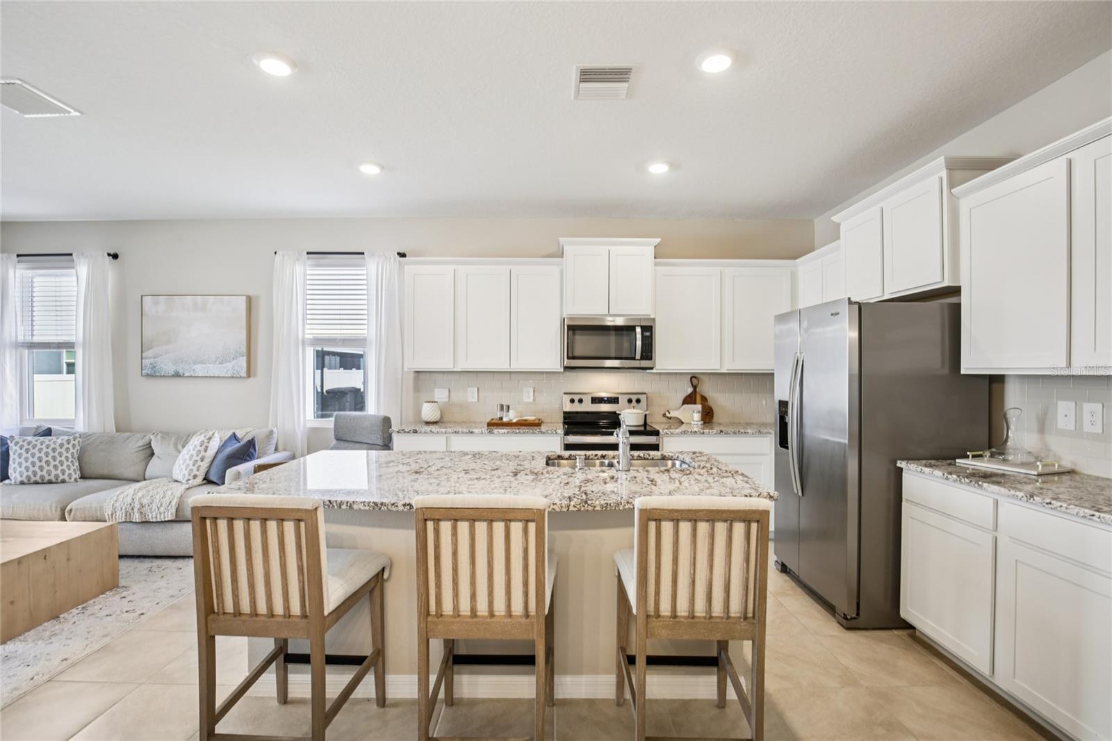 2813 MIDNIGHT PEARL DR