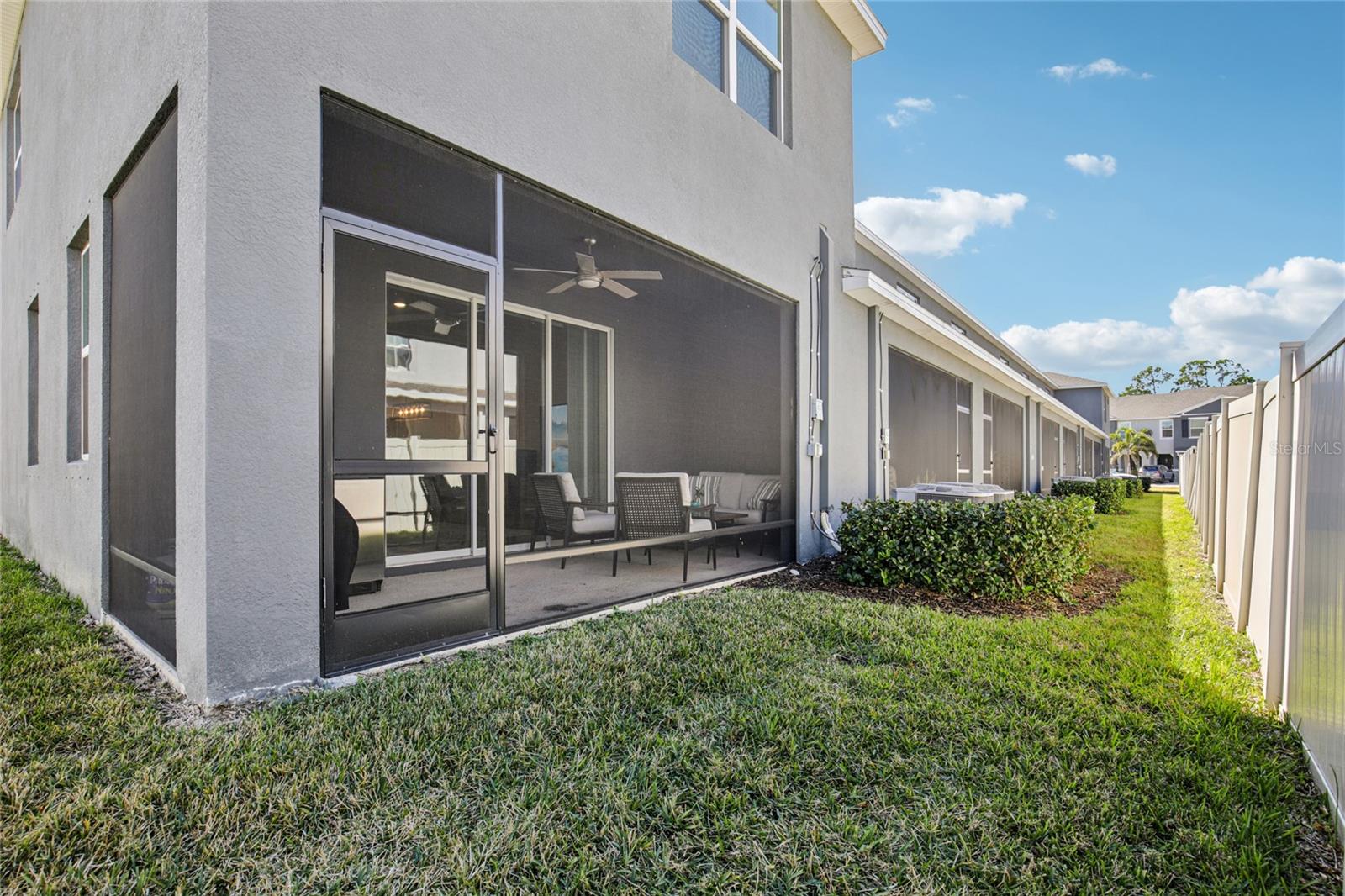 2813 MIDNIGHT PEARL DR