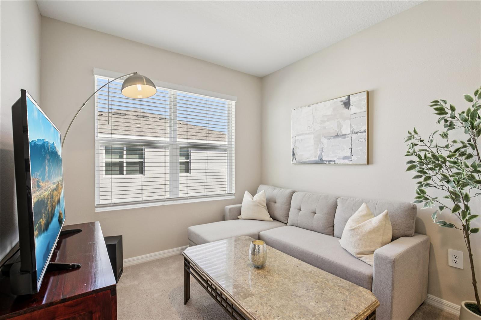 2813 MIDNIGHT PEARL DR