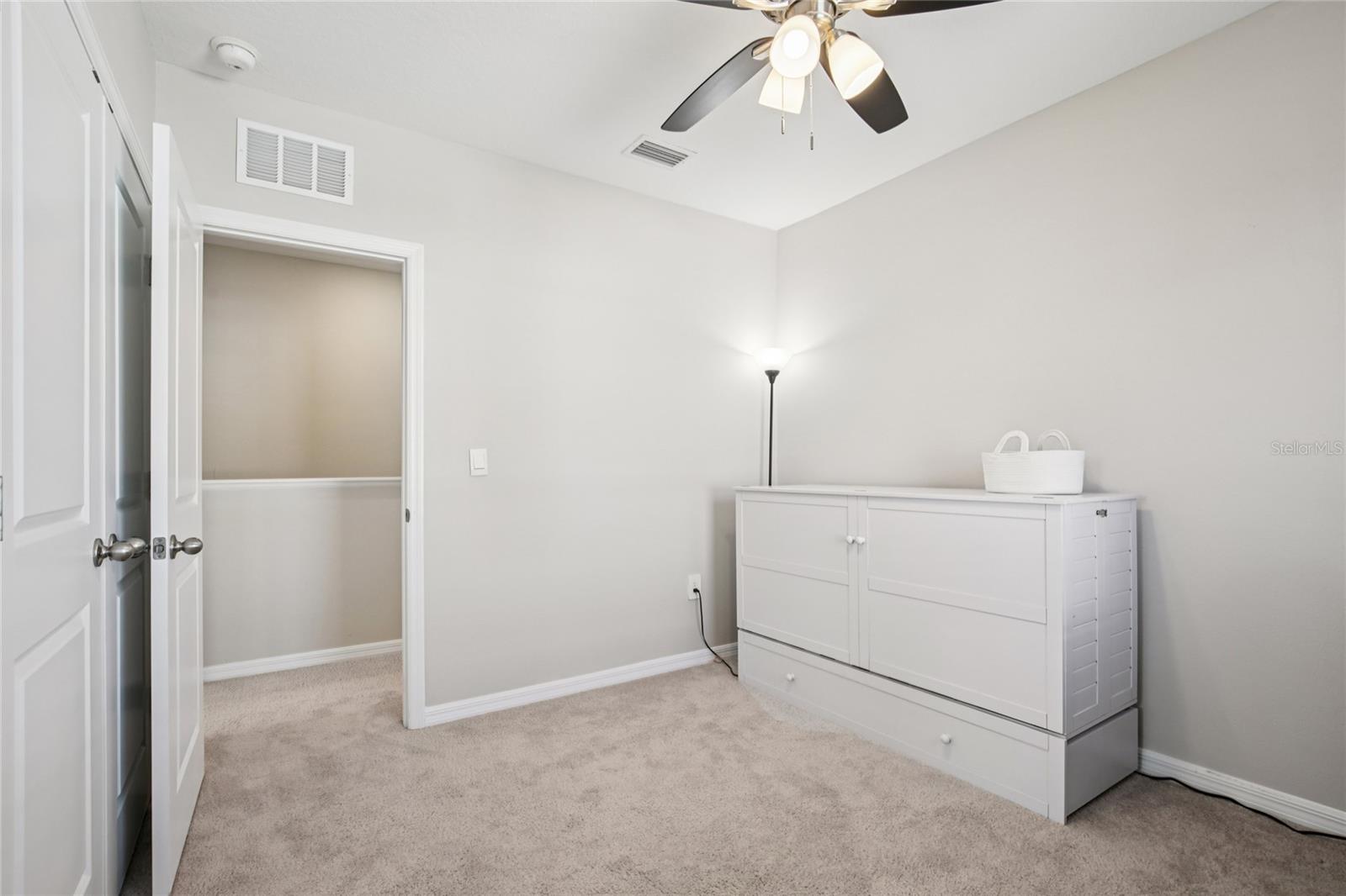 2813 MIDNIGHT PEARL DR