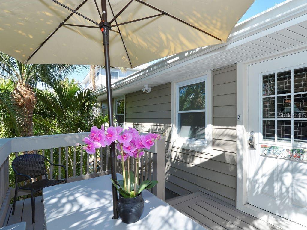 5610 AVENIDA DEL MARE