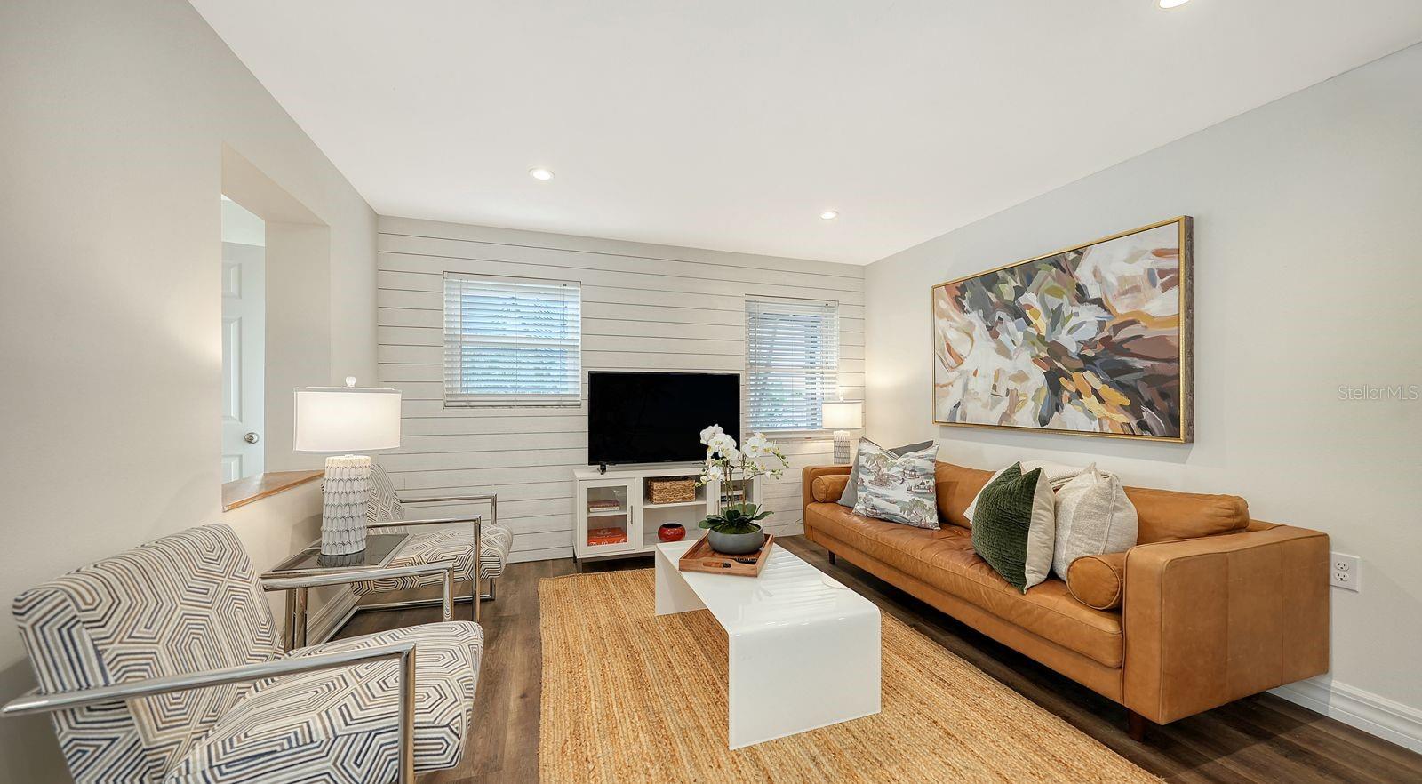 5610 AVENIDA DEL MARE