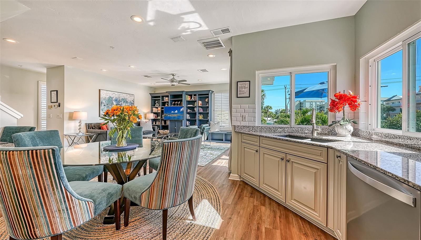 5610 AVENIDA DEL MARE