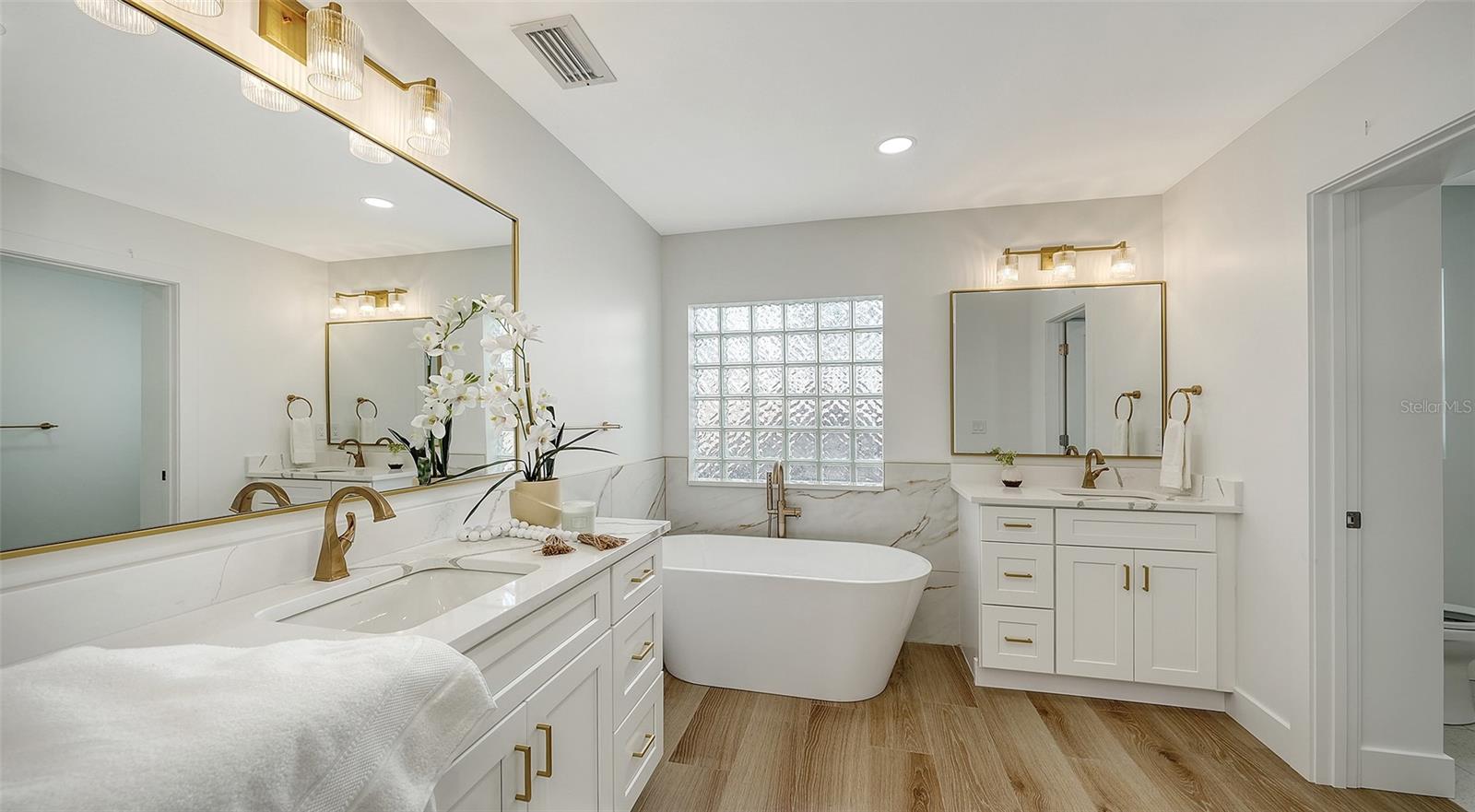 339 TREASURE BOAT WAY