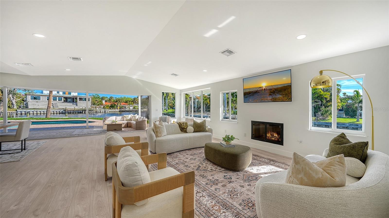 339 TREASURE BOAT WAY