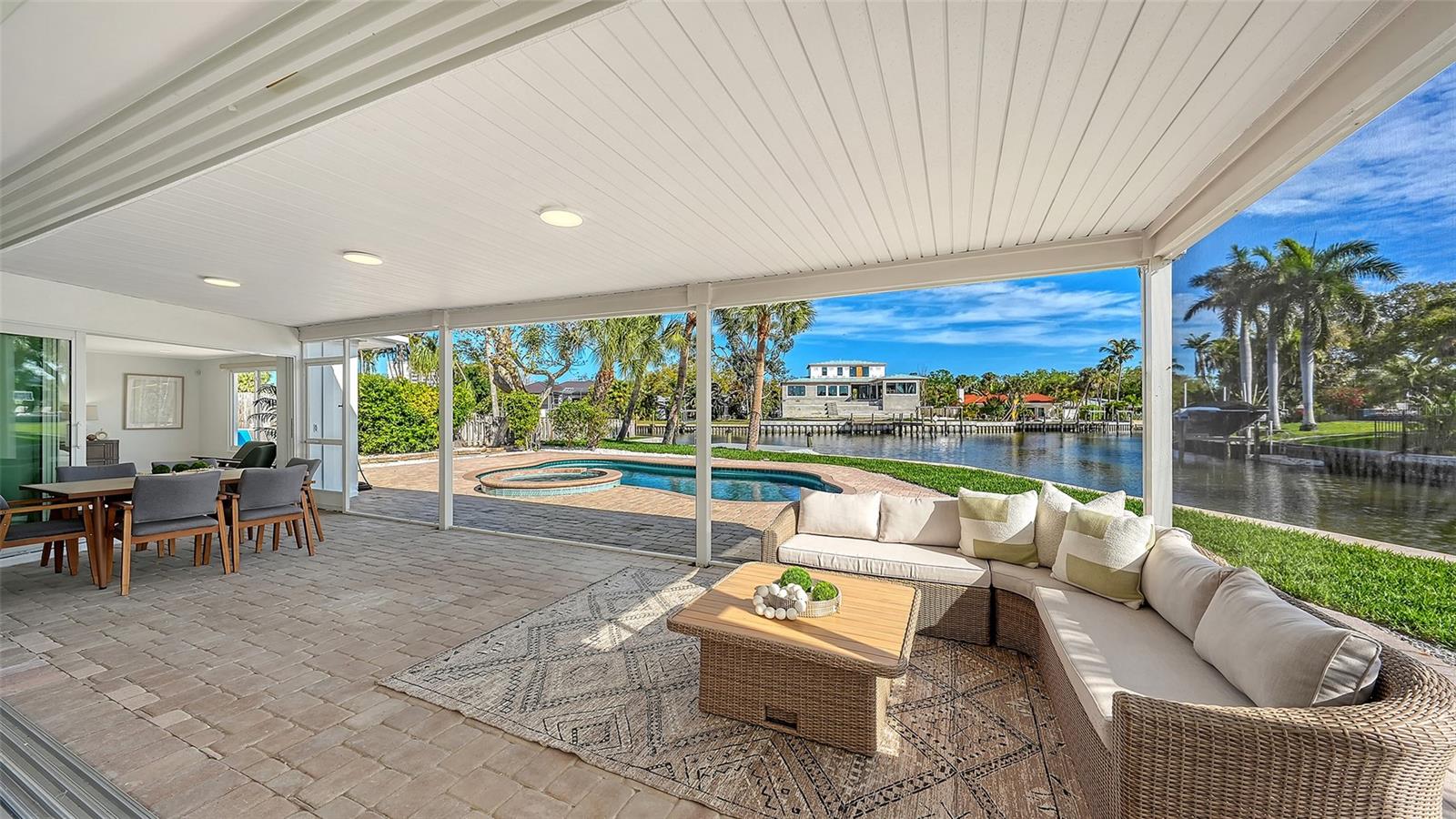 339 TREASURE BOAT WAY