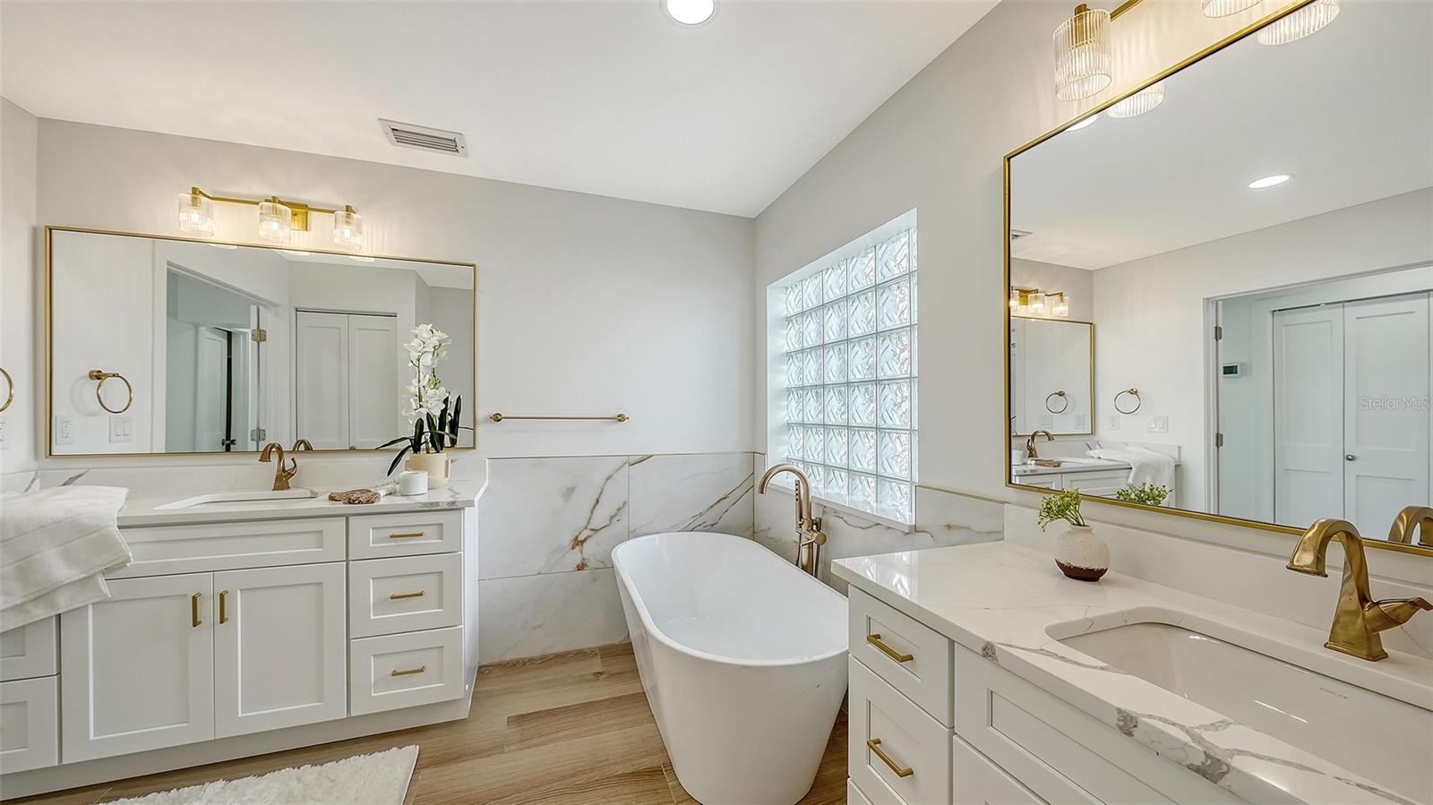 339 TREASURE BOAT WAY