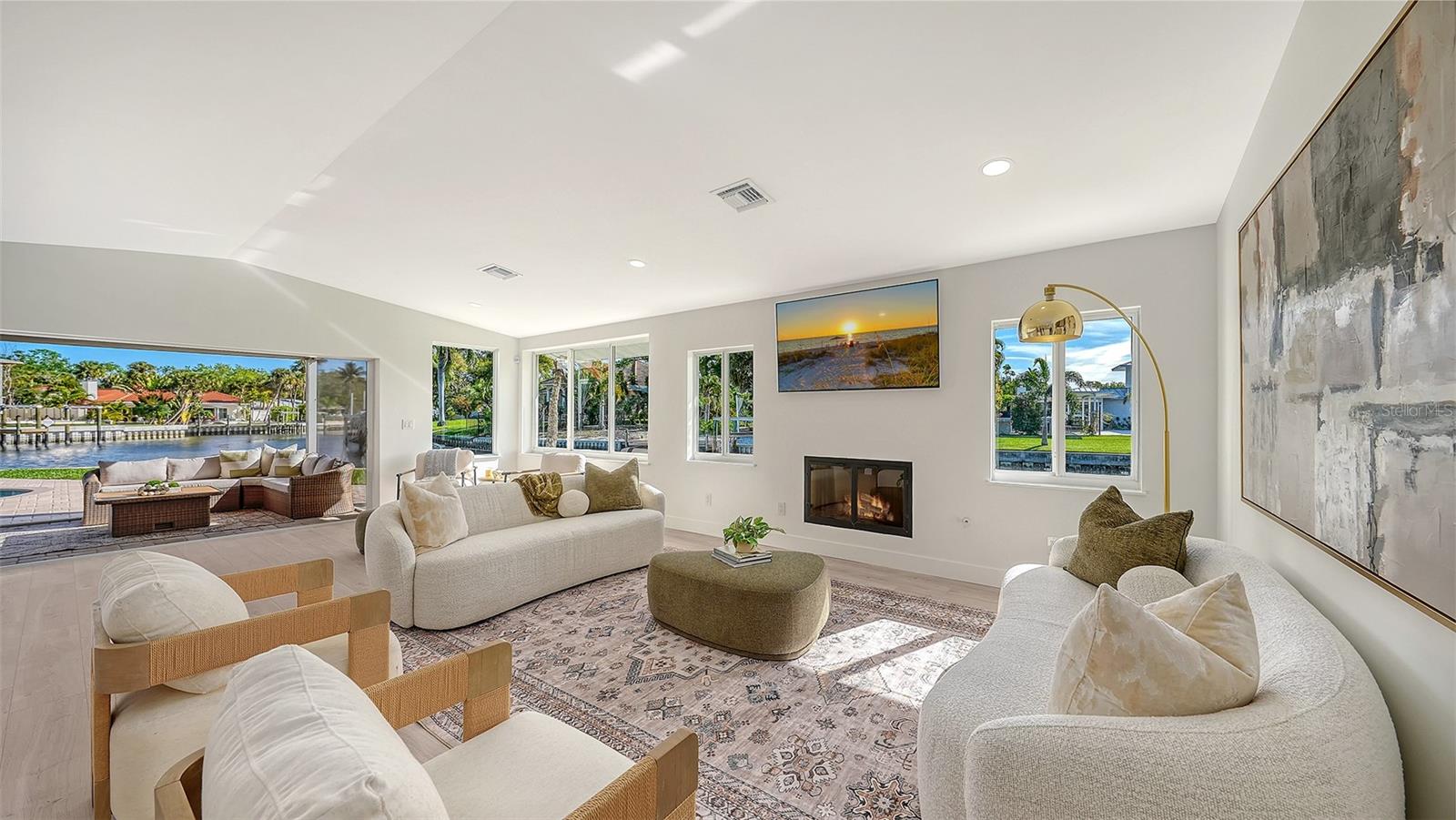 339 TREASURE BOAT WAY