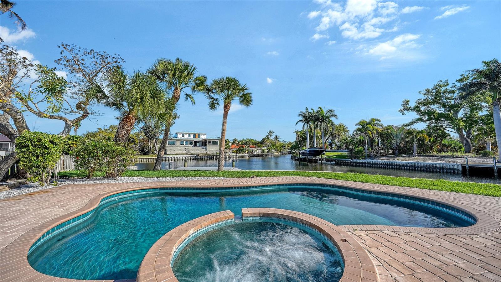 339 TREASURE BOAT WAY