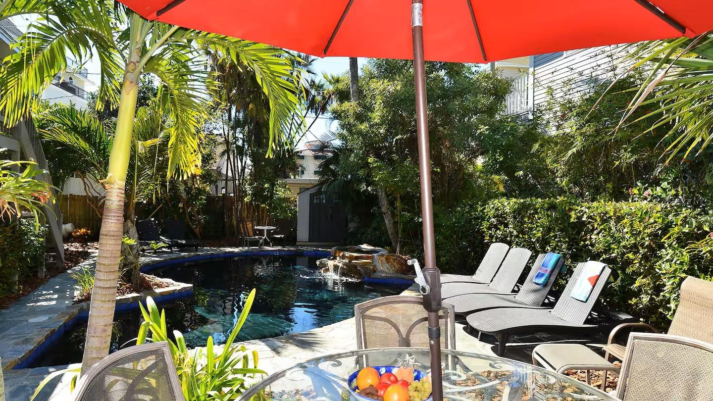 5610 AVENIDA DEL MARE