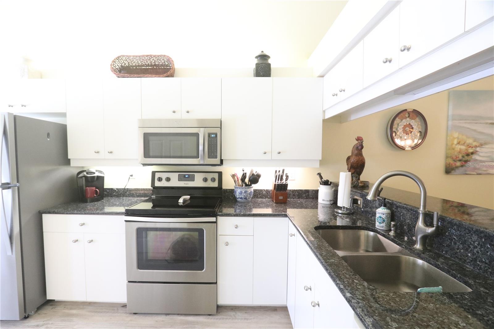 320 CLEARBROOK CIR #203