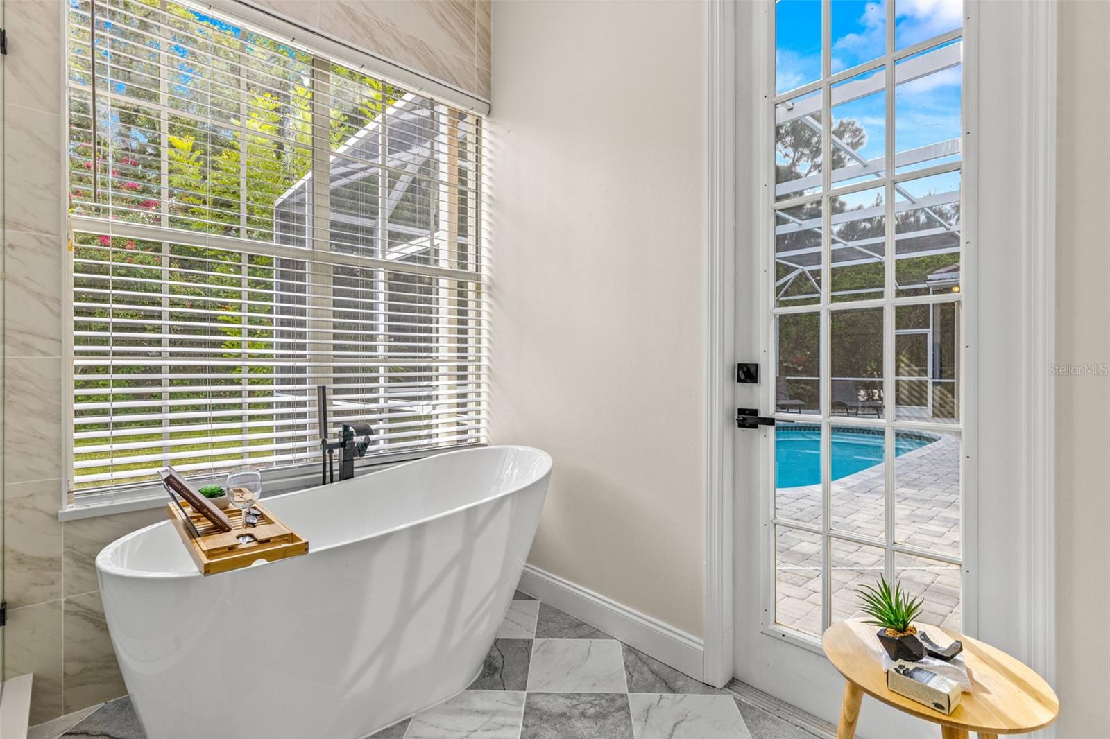 6616 HUNTER COMBE XING