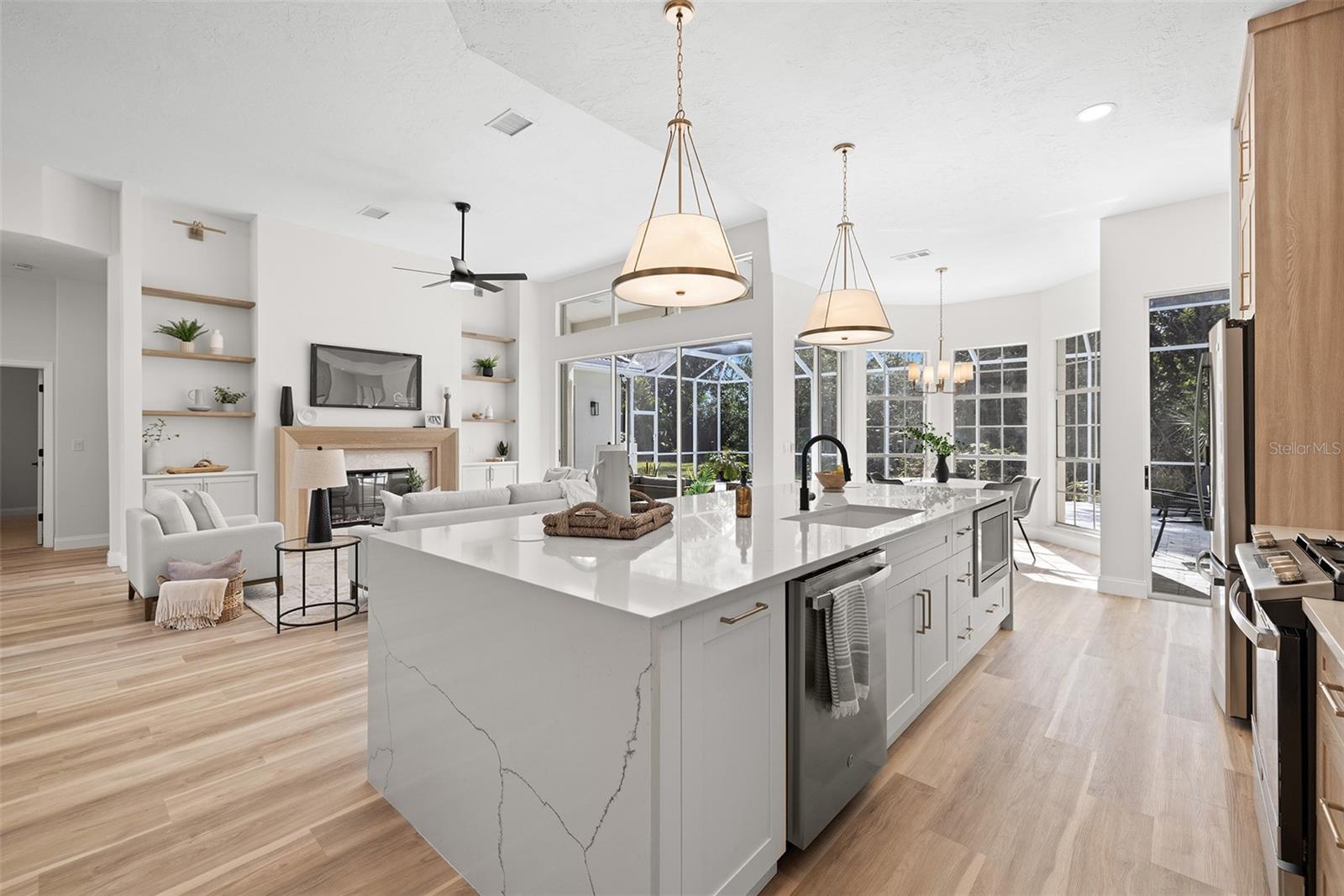6616 HUNTER COMBE XING