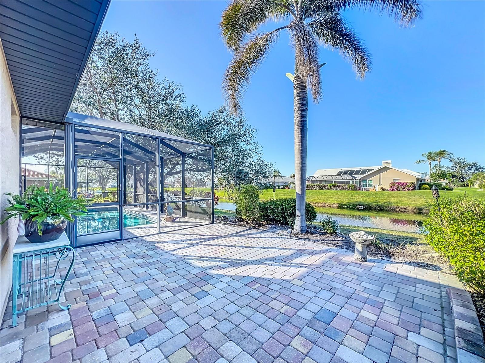 389 EDEN DR