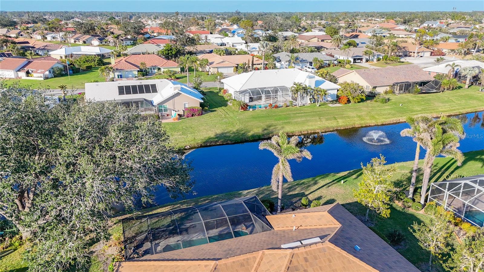 389 EDEN DR