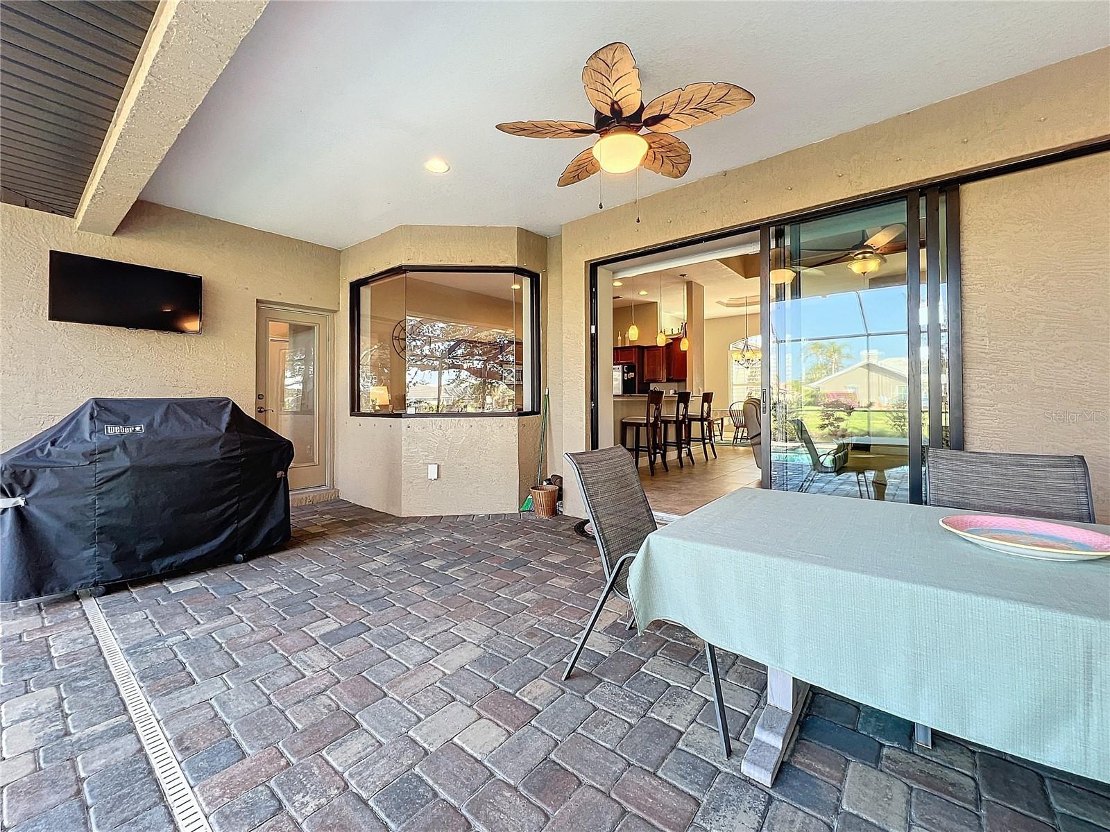 389 EDEN DR