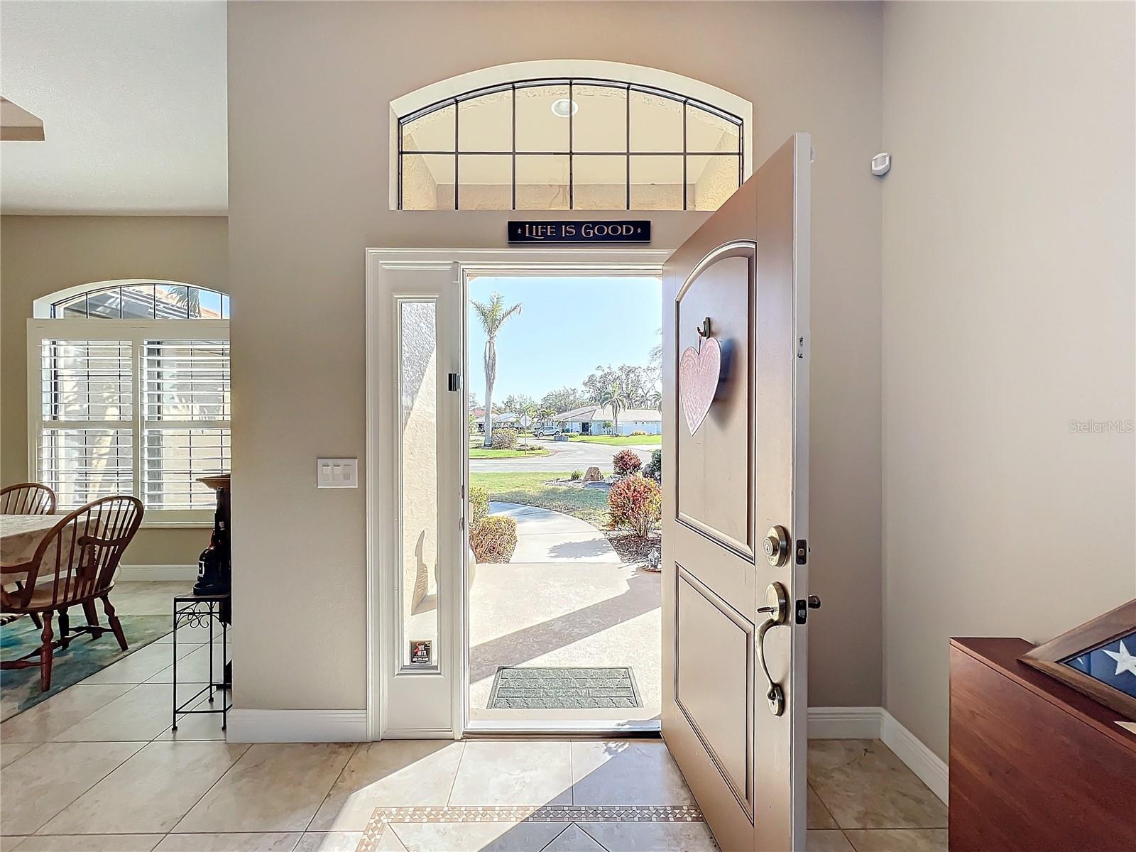 389 EDEN DR