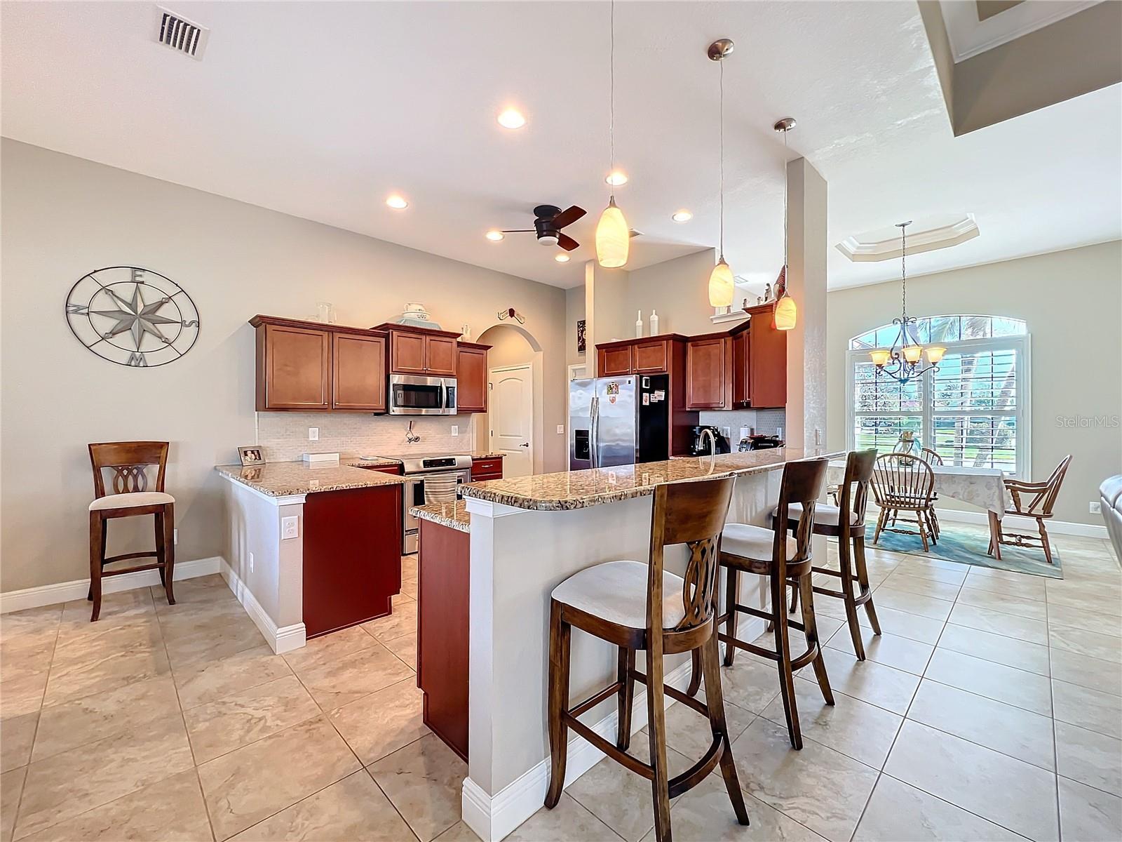 389 EDEN DR