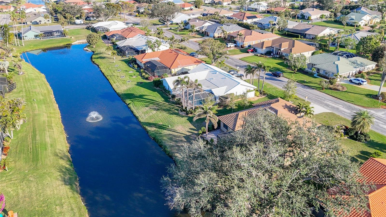 389 EDEN DR