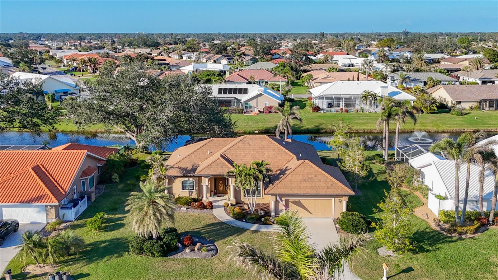 389 EDEN DR