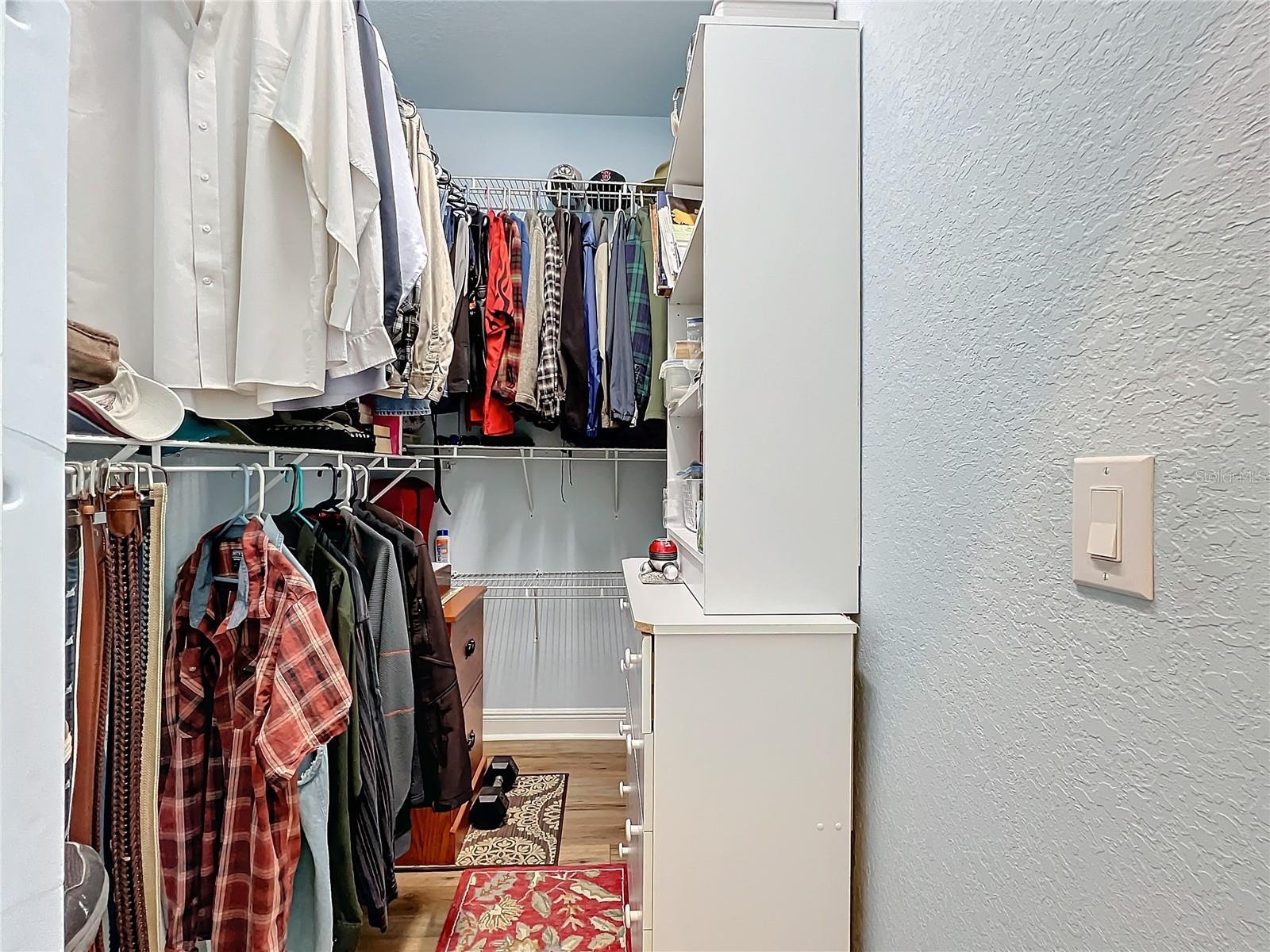 389 EDEN DR