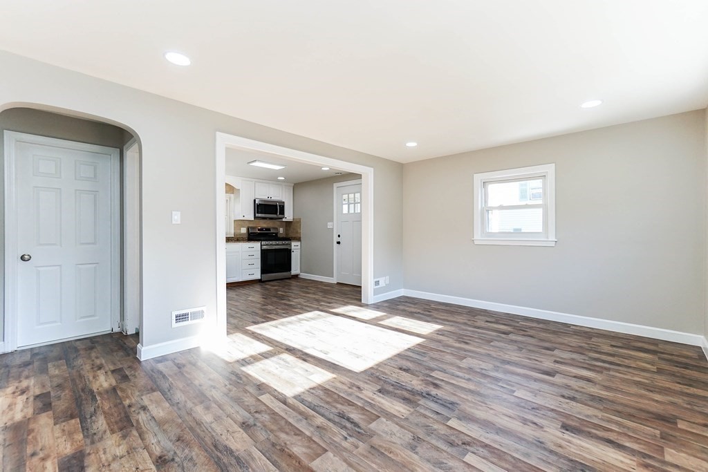 14 Goodridge St