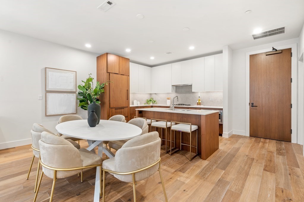566 Columbus Ave # 301