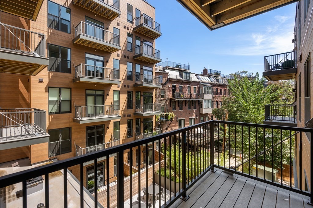 566 Columbus Ave # 301