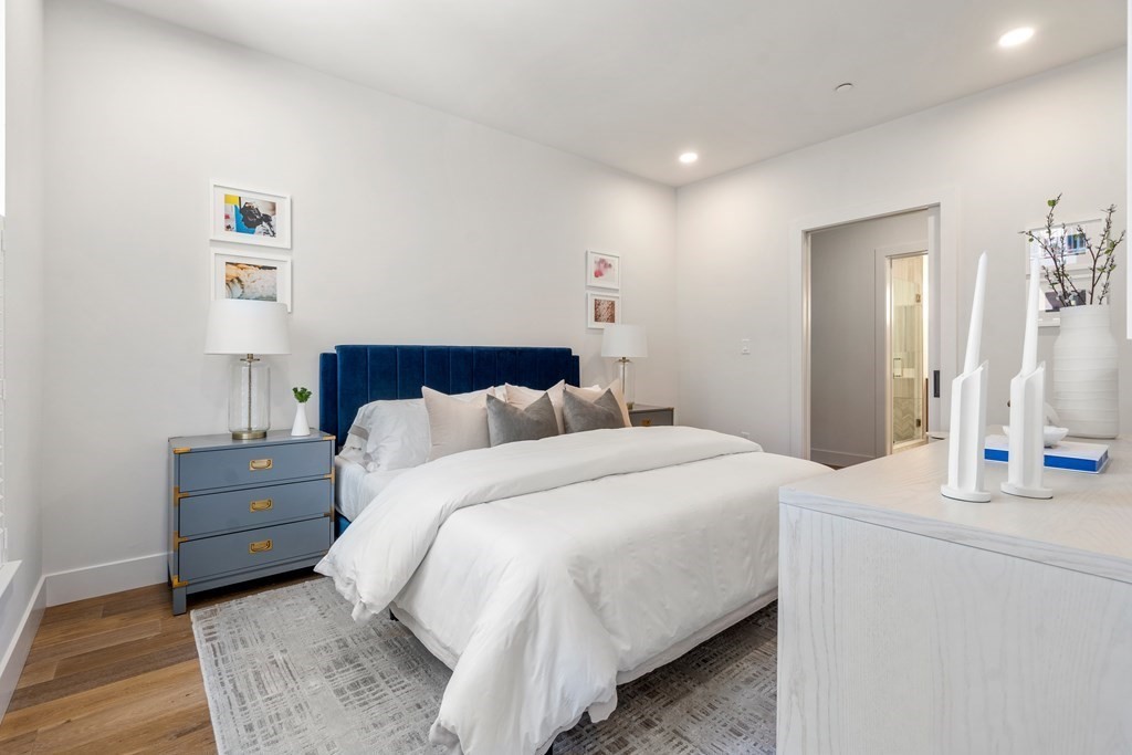 566 Columbus Ave # 301