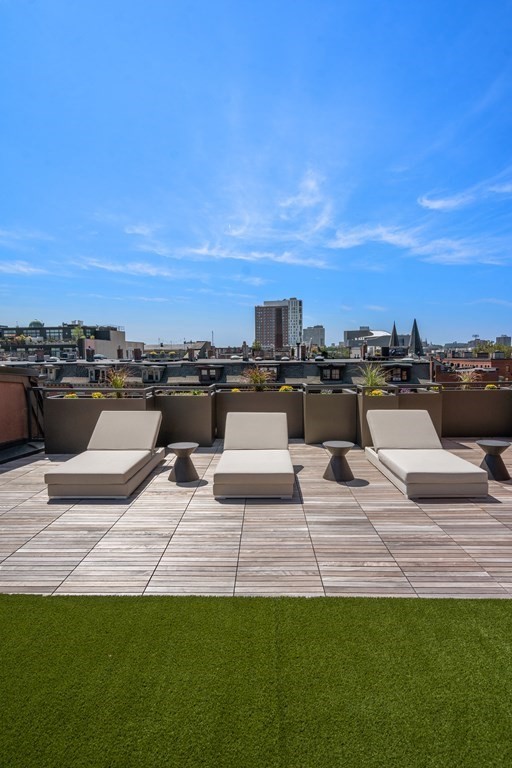 566 Columbus Ave # 603