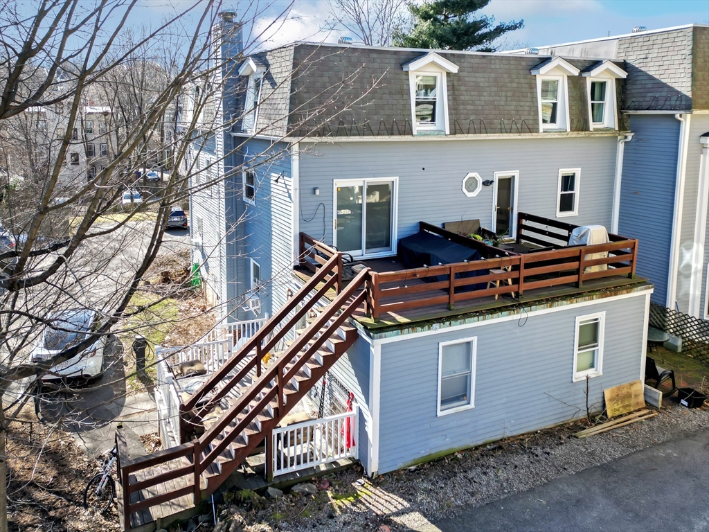 294 Chestnut Ave # 4