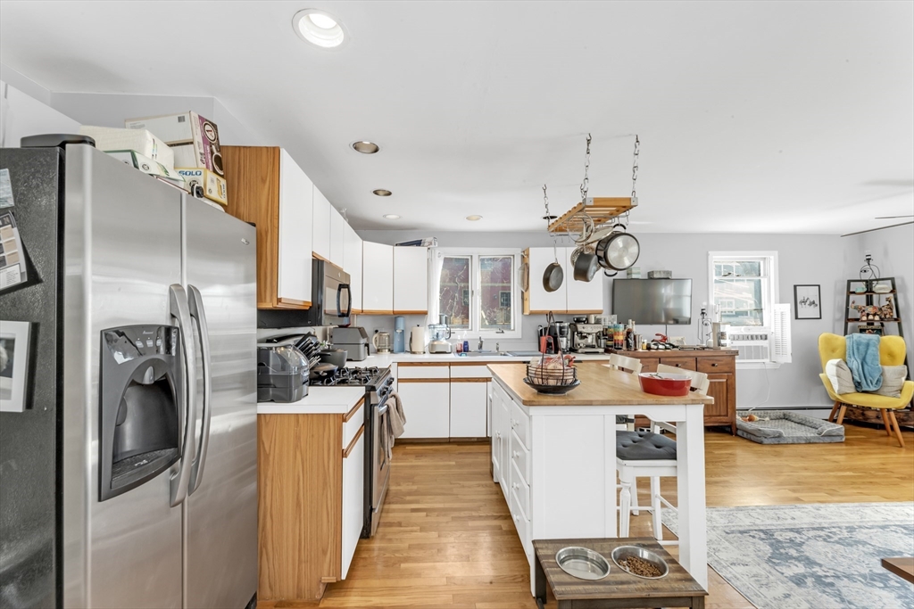 294 Chestnut Ave # 4