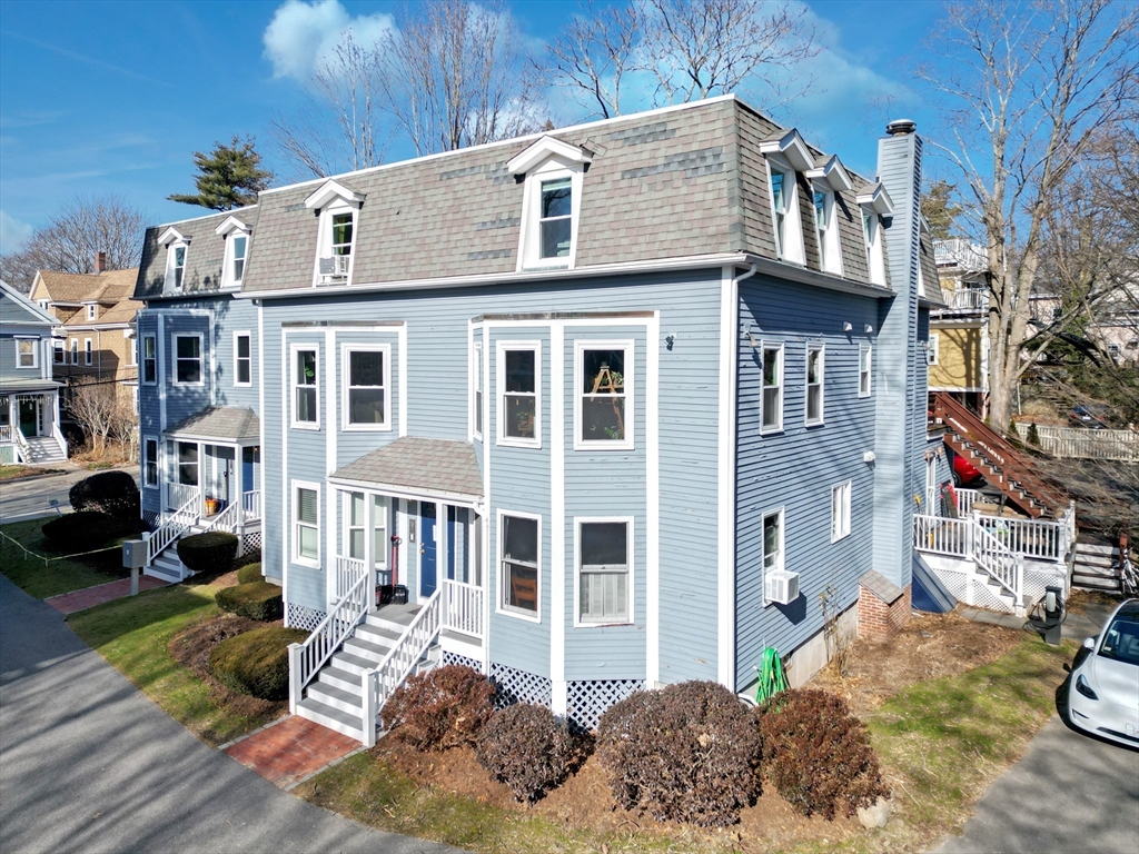 294 Chestnut Ave # 4