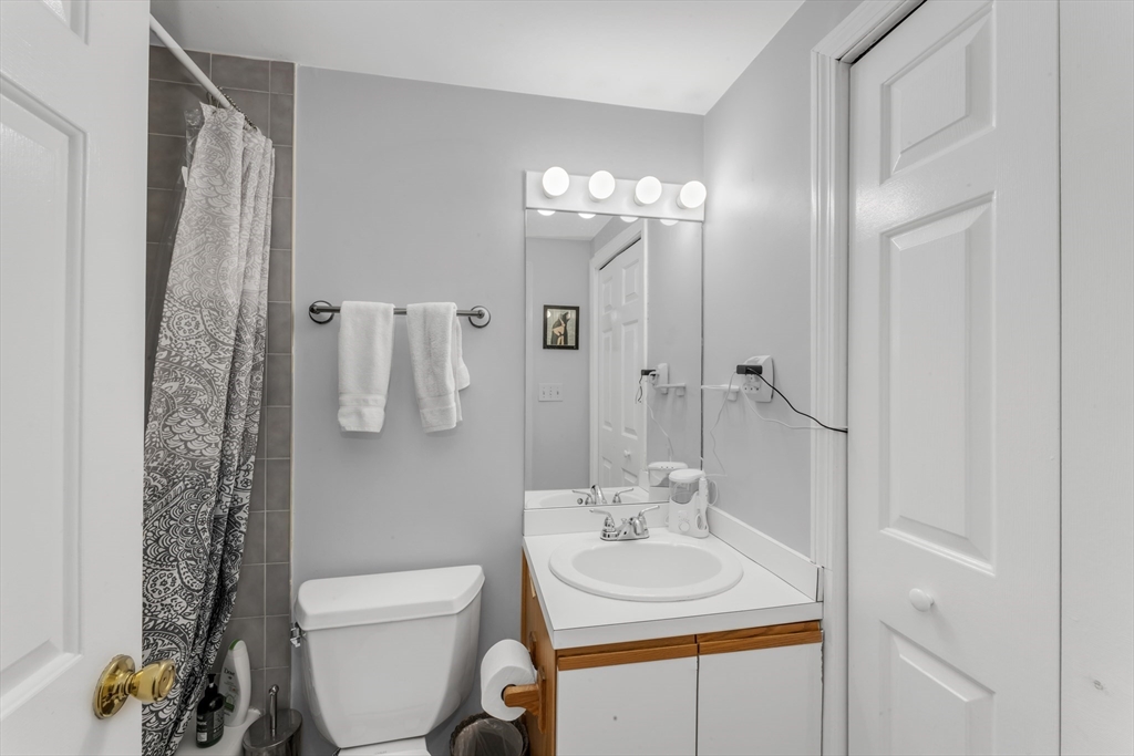 294 Chestnut Ave # 4