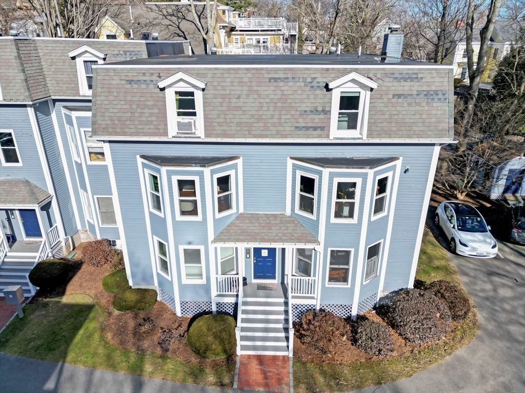 294 Chestnut Ave # 4