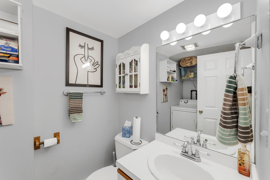 294 Chestnut Ave # 4