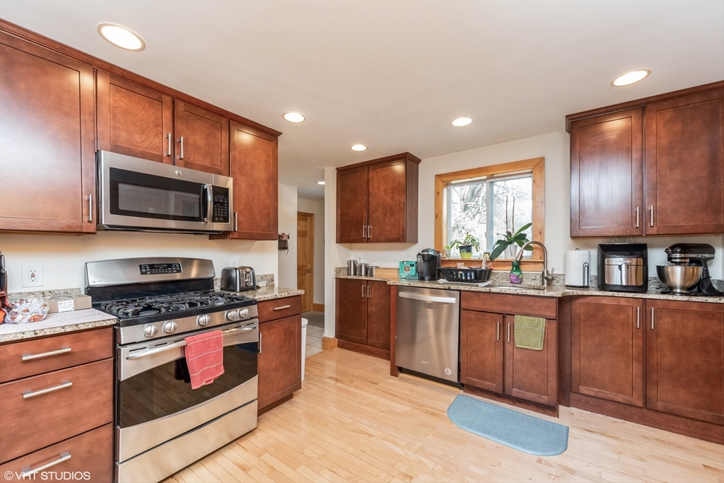 9 Granite St