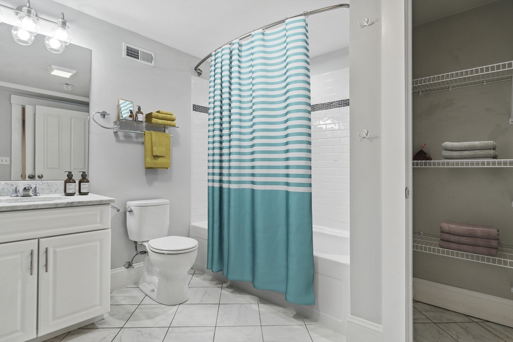 121 E. Cottage Street # 8