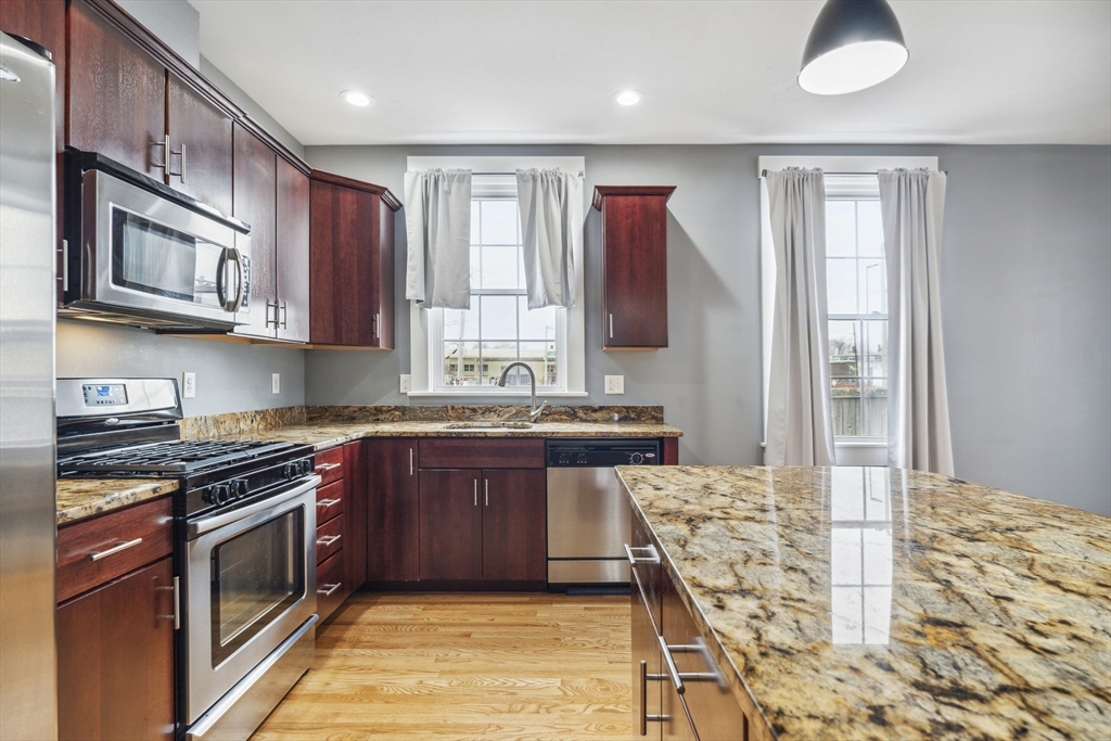 121 E. Cottage Street # 8