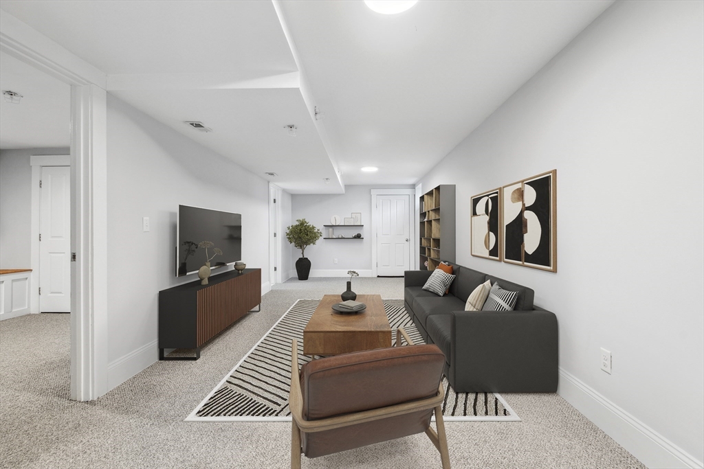 121 E. Cottage Street # 8