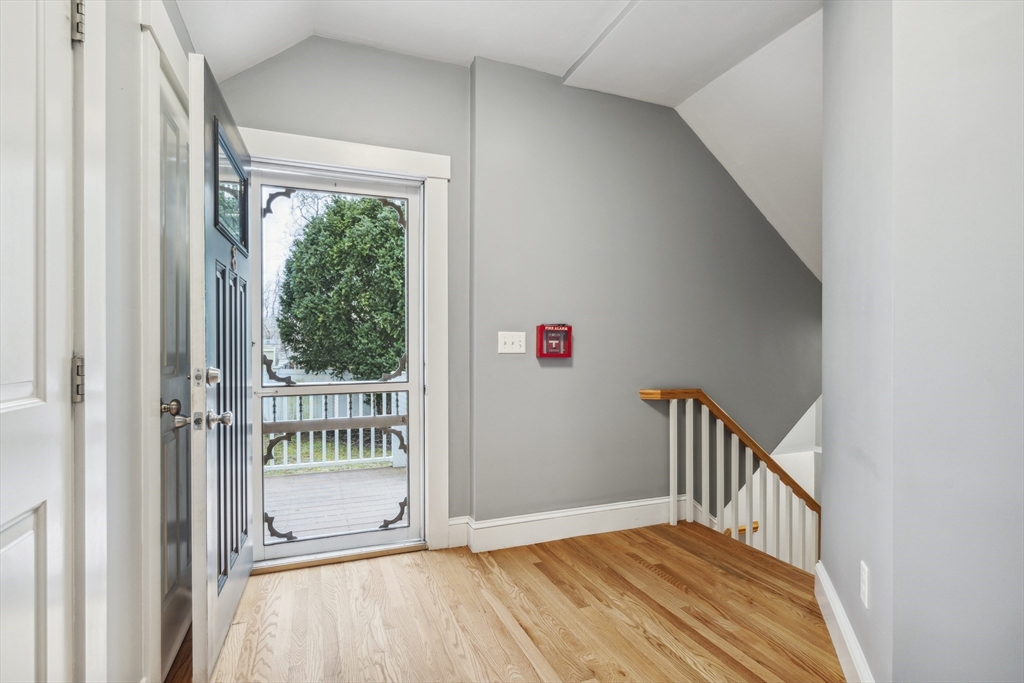 121 E. Cottage Street # 8