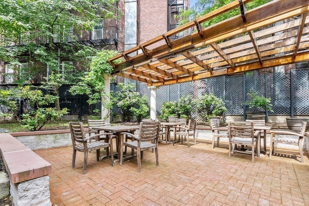 44 Prince St # 108