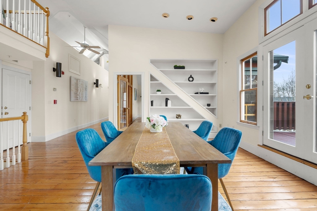 69 Robeson St # 4