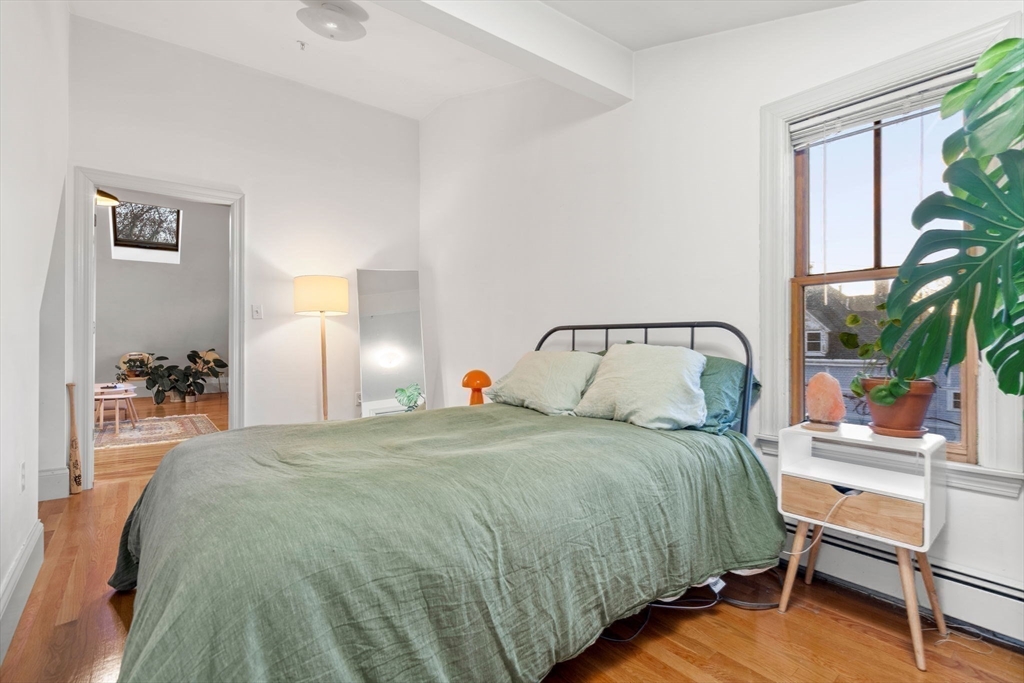69 Robeson St # 4