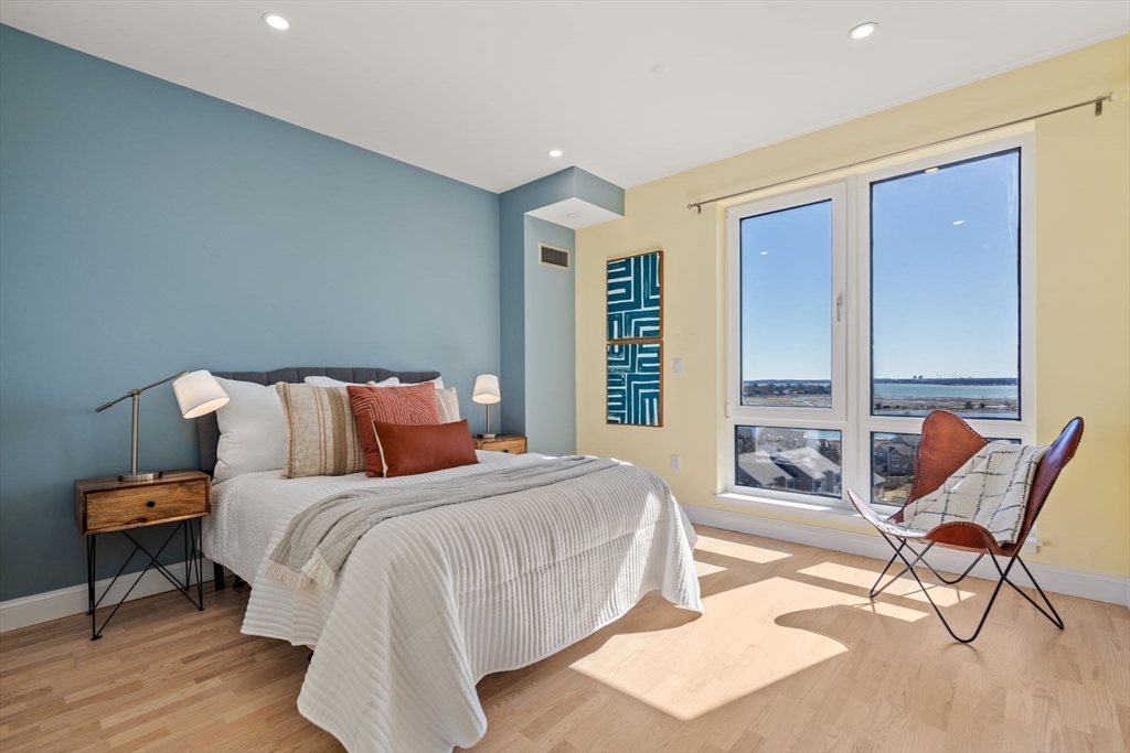1001 Marina Drive # 805